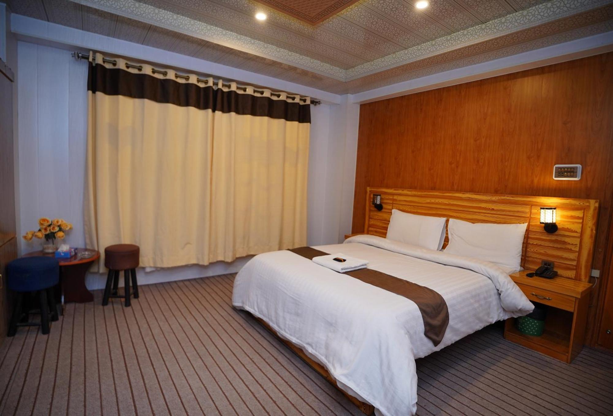 Hunza Elites By Orane Hotel Karimabad  Exterior photo