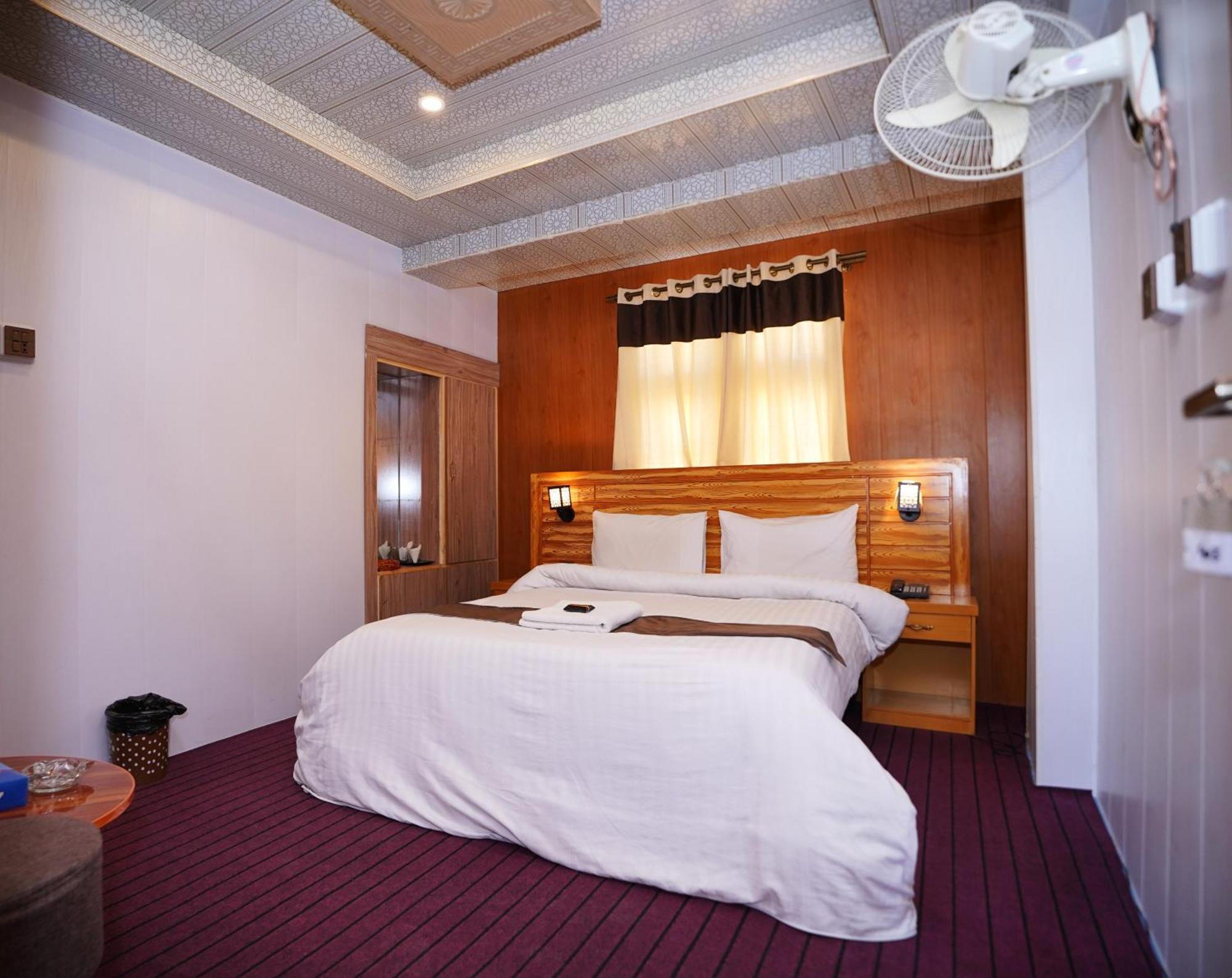 Hunza Elites By Orane Hotel Karimabad  Exterior photo